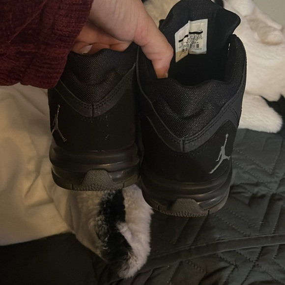 Jordan flight all black size 5 - Picture 2 of 4